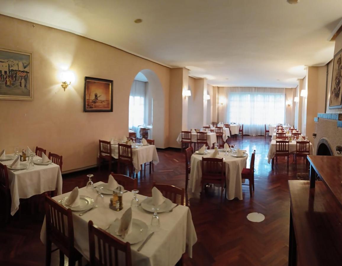 Hotel Panorama Азру Екстериор снимка