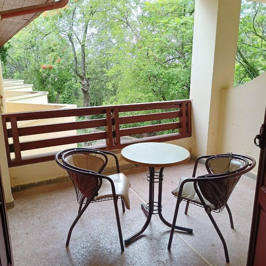 Hotel Panorama Азру Екстериор снимка