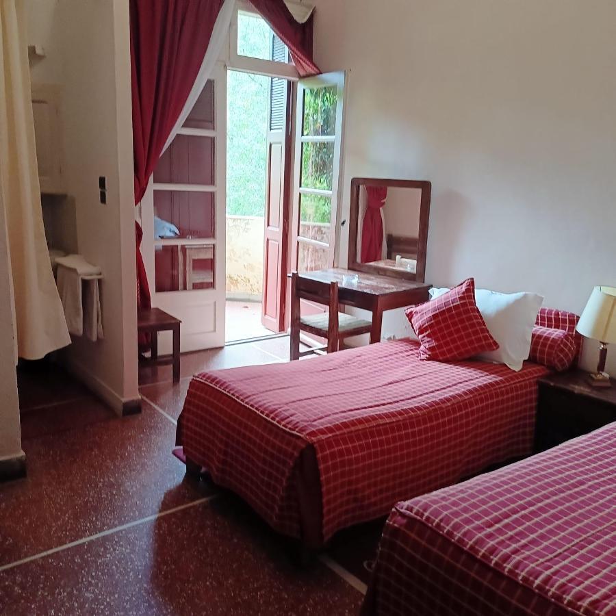 Hotel Panorama Азру Екстериор снимка